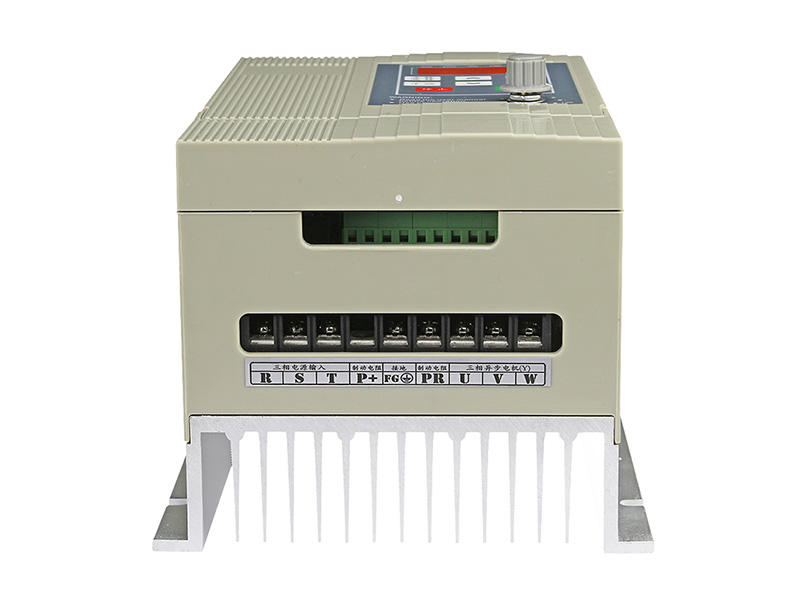 4000H通用變頻器，變頻器三相380V，變頻器廠家，電機(jī)變頻器