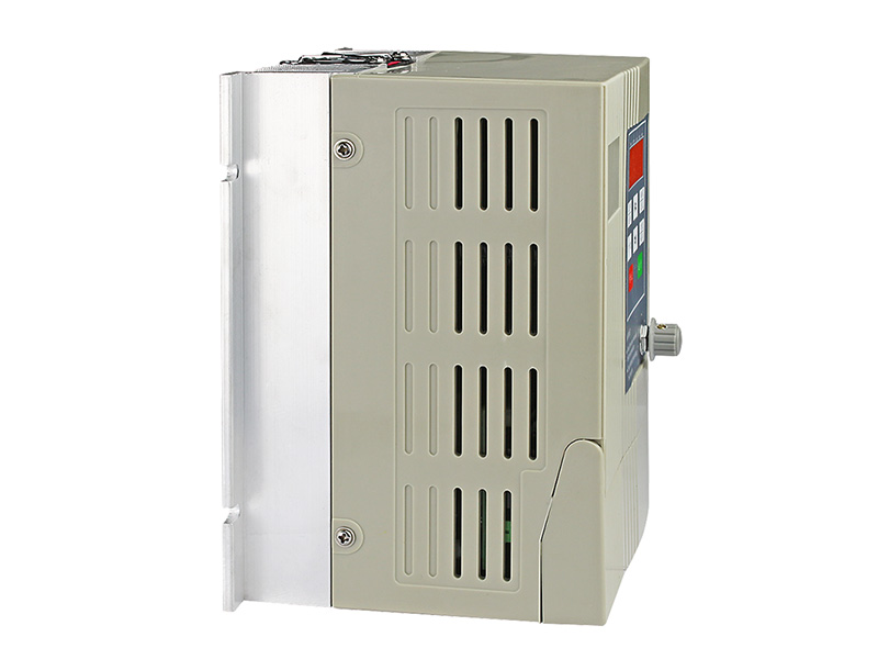4000H通用變頻器，變頻器三相380V，變頻器廠家，電機變頻器