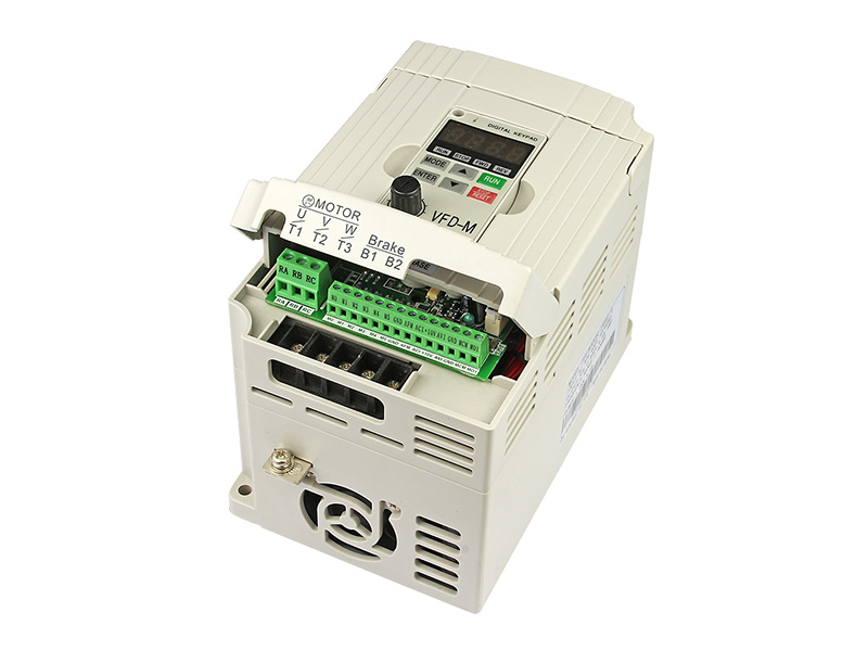 8000S通用變頻器，變頻調(diào)速器，變頻器廠家，電機(jī)變頻器，三相變頻器
